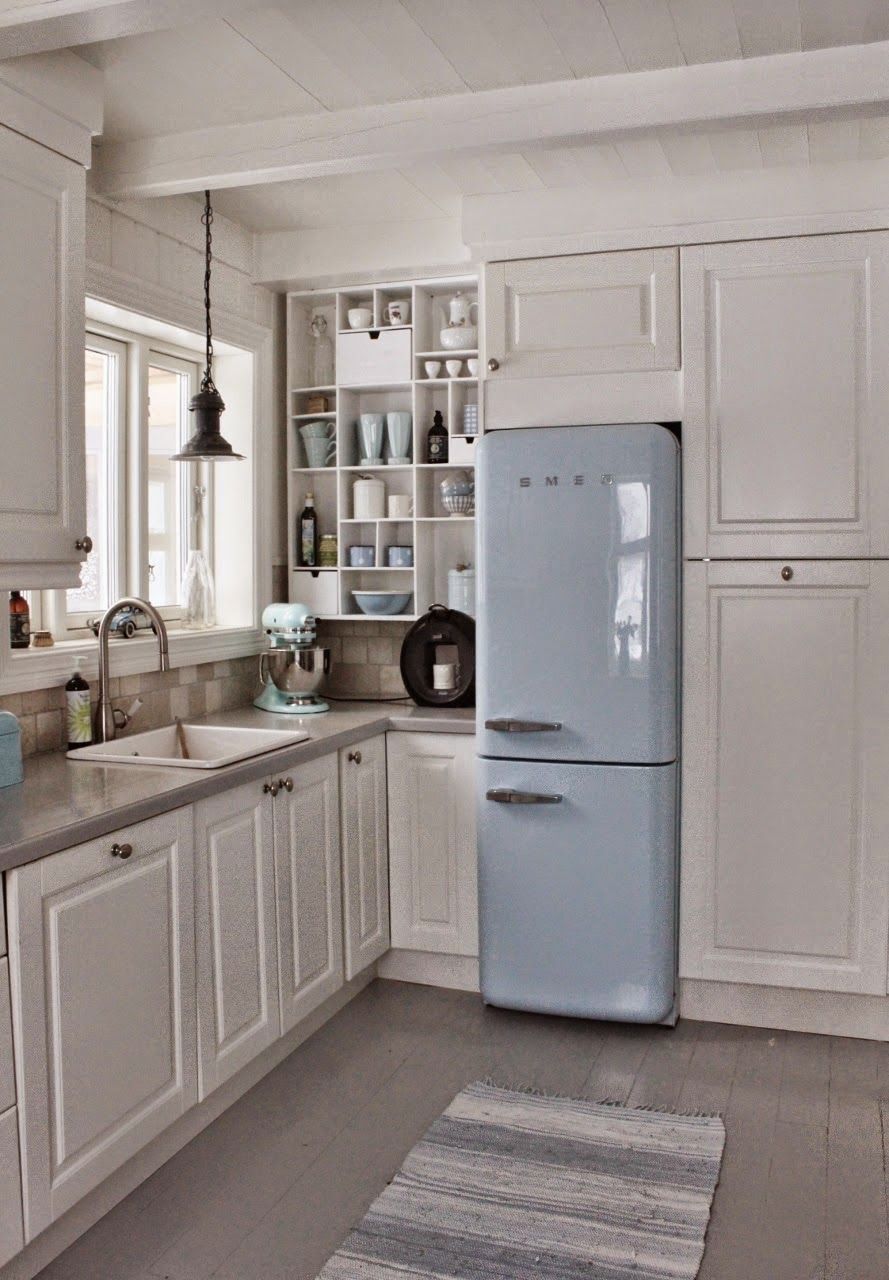 Frigo vintage bleu ciel