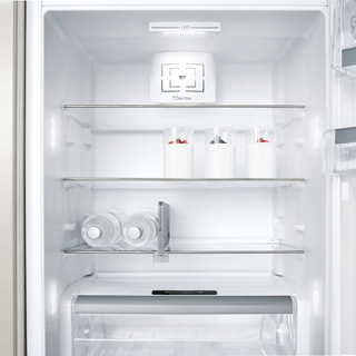 Frigo encastrable qui givre