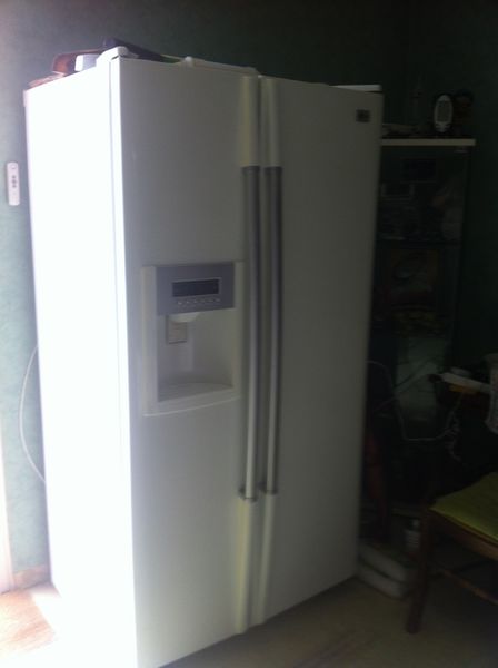 Frigo americain neuf