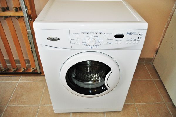 Lave linge whirlpool 7kg 1200trs a+++ 6eme sens