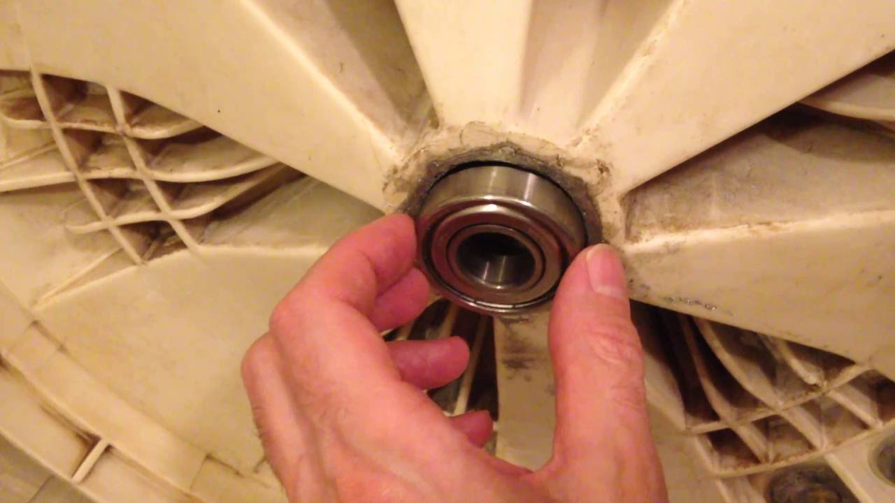 Changer roulement lave linge indesit